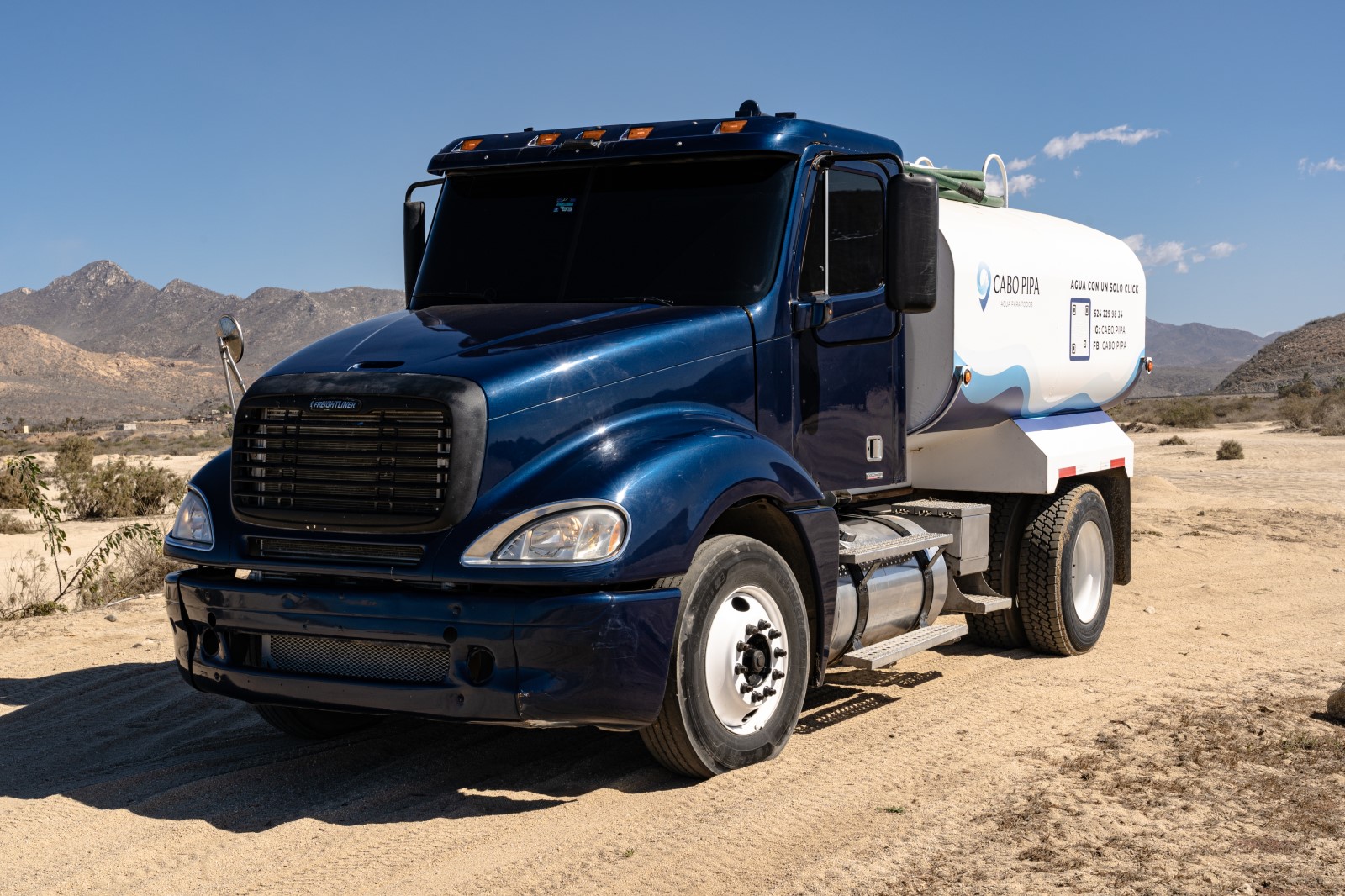 Cabo Pipa truck ready for water delivery in Los Cabos